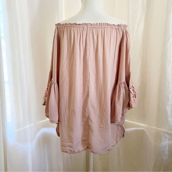 Pink Rose embroidered bell sleeves Blouse - Picture 6 of 7